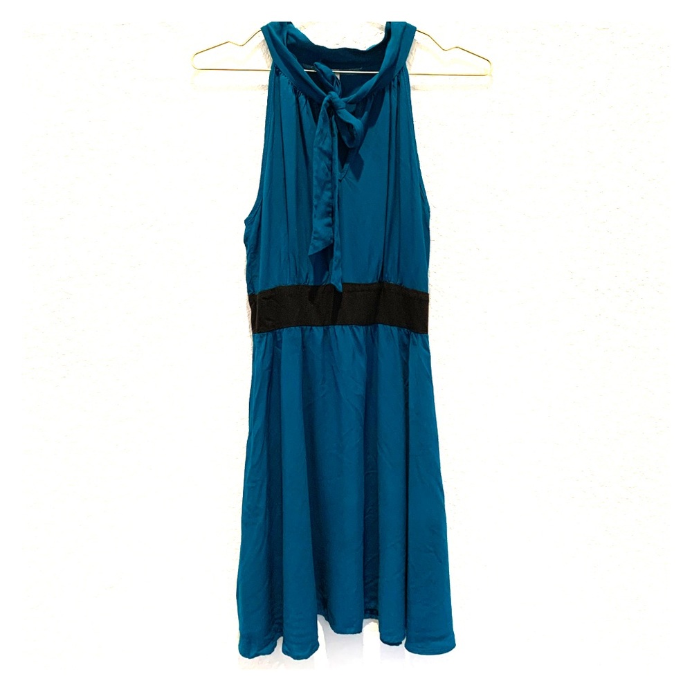 Pretty teal tie collar dress